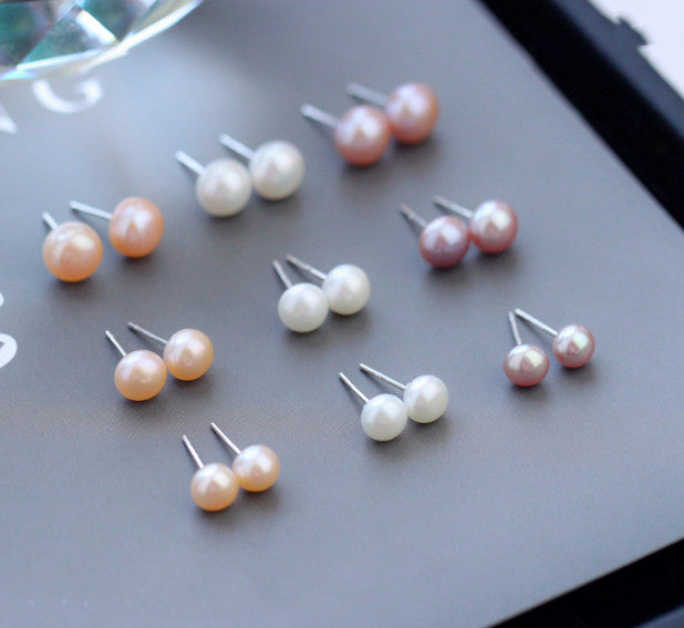 Classic pearl-style stud earrings